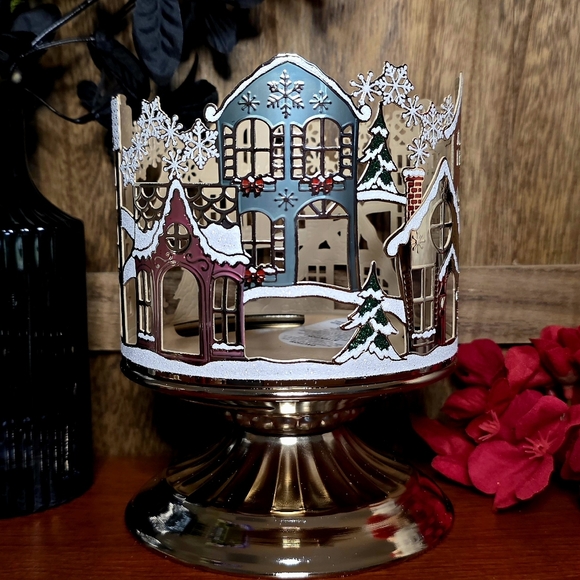 B&BW Christmas Holiday Village Pedestal Candle Holder - Picture 4 of 6